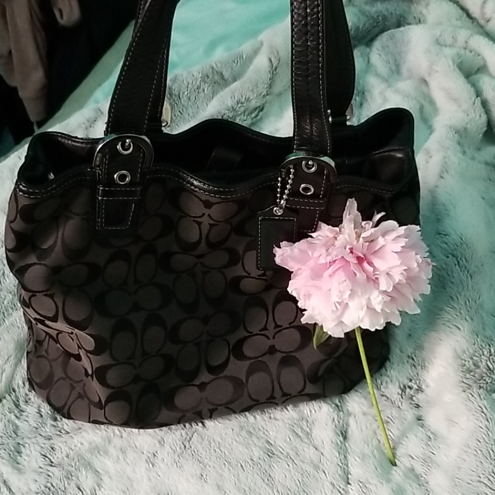 COACH "hobo" style purse, A TOP SELLER!